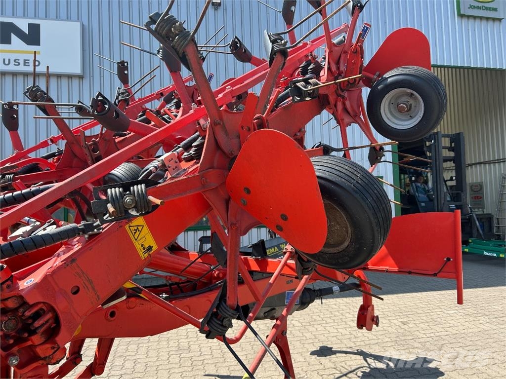 Kuhn GF 10803 T مكابس وميبسات التبن