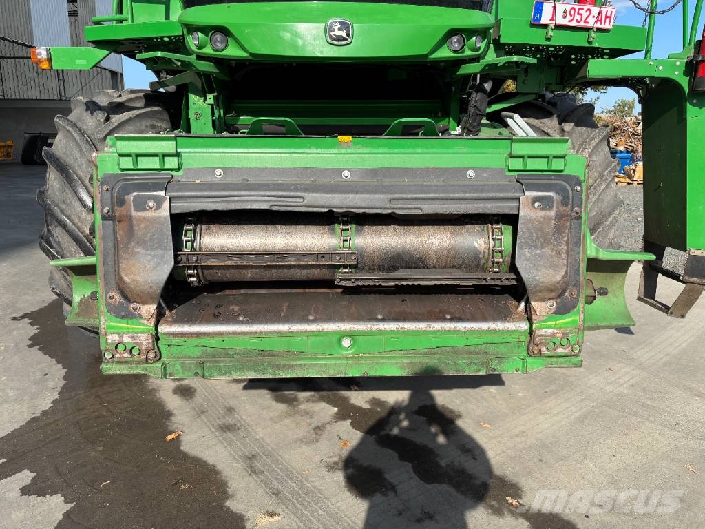 John Deere S 680 i Kombájnok