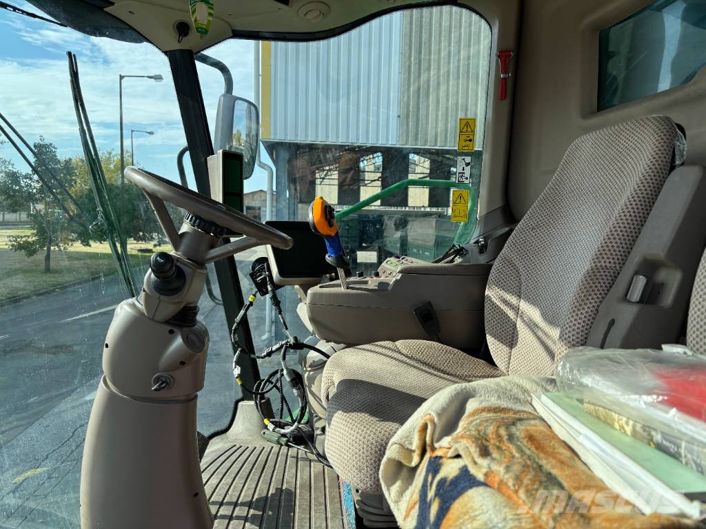John Deere S 680 i Kombájnok