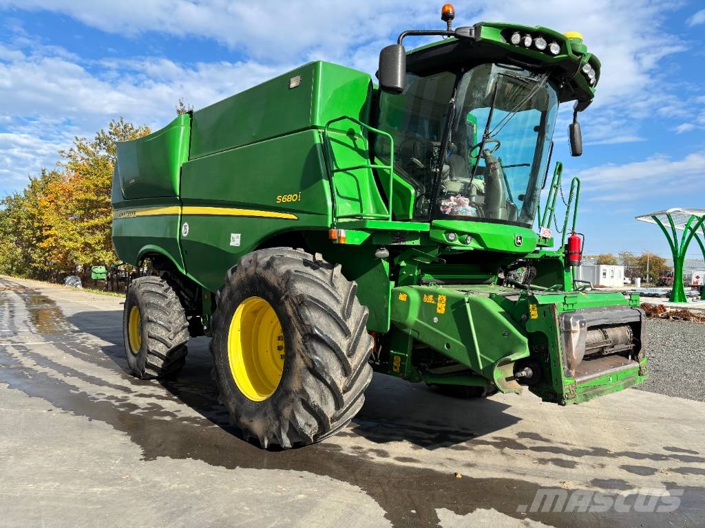 John Deere S 680 i Kombájnok