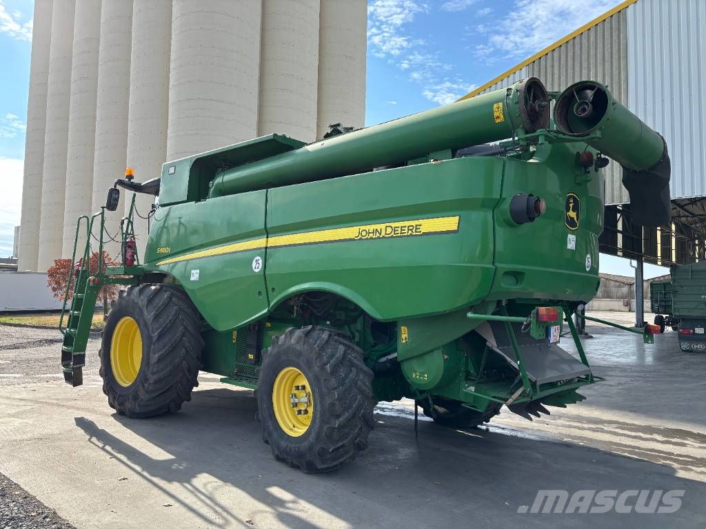 John Deere S 680 i Kombájnok