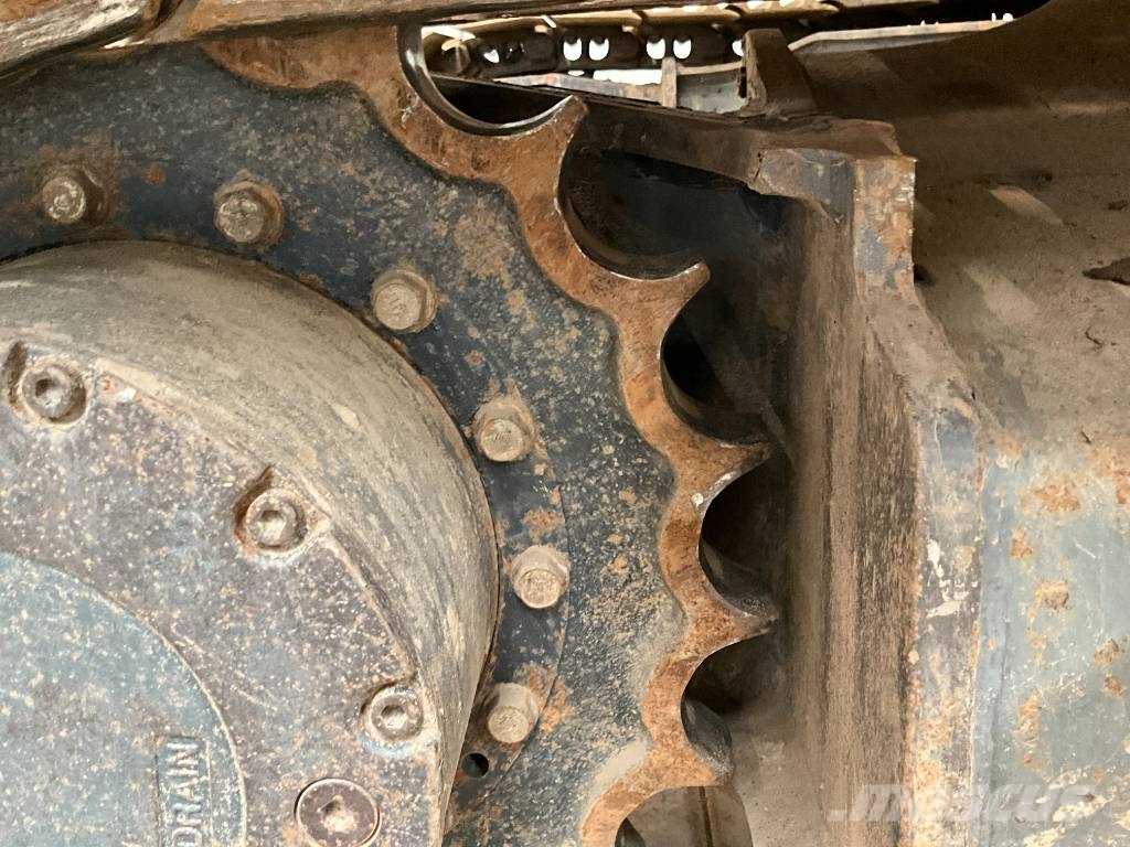 Doosan DX 140 LC-7 حفارات زحافة
