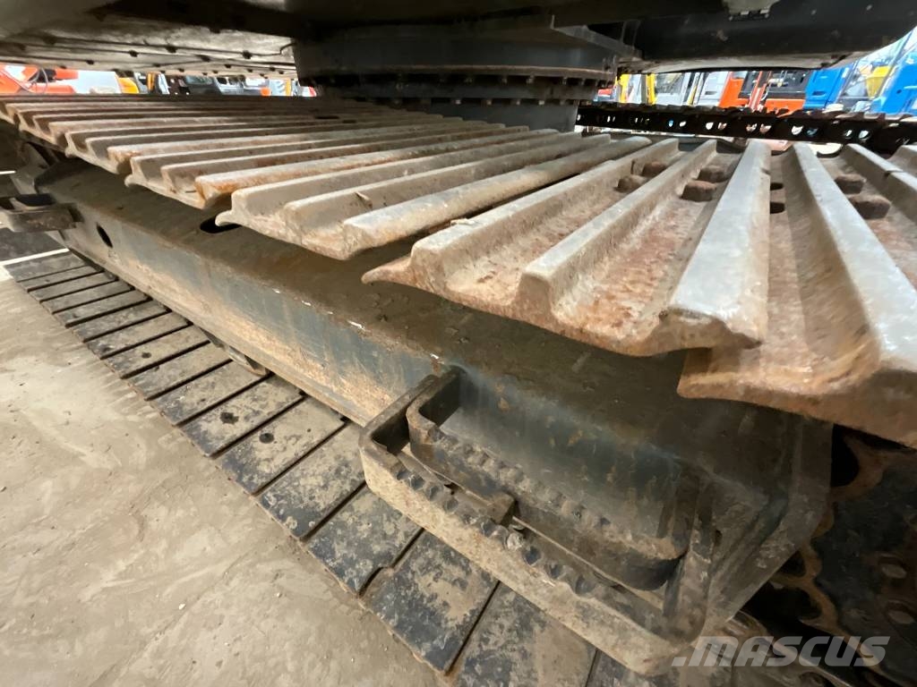 Doosan DX 140 LC-7 حفارات زحافة