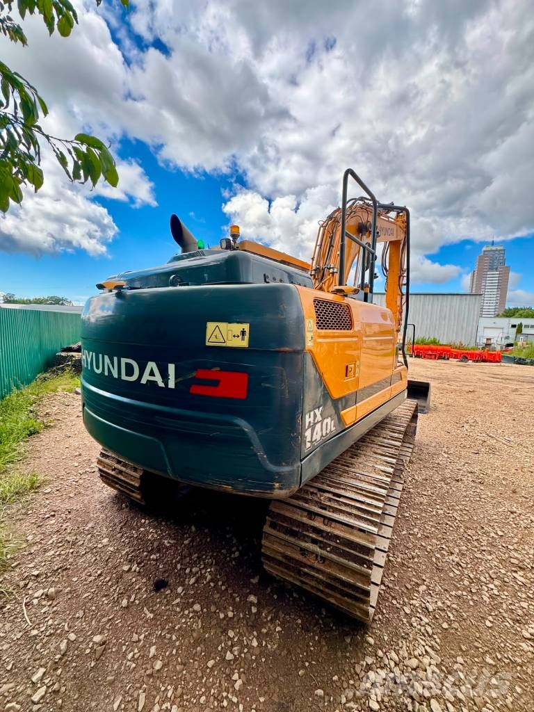 Hyundai HX140L Gravemaskiner på larvebånd