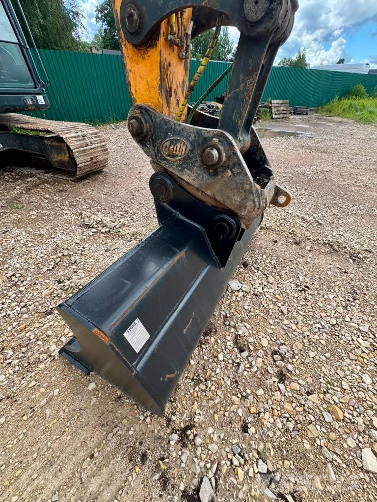 Hyundai HX140L Gravemaskiner på larvebånd