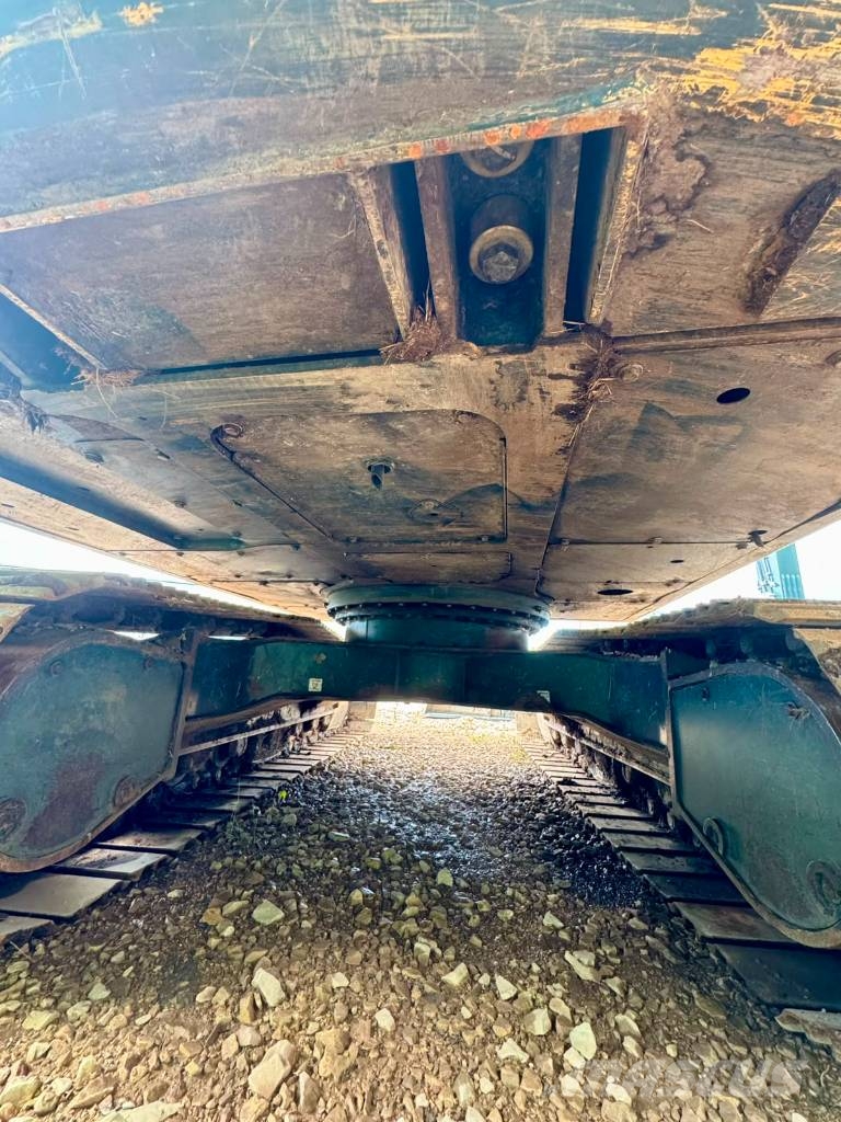 Hyundai HX140L Gravemaskiner på larvebånd