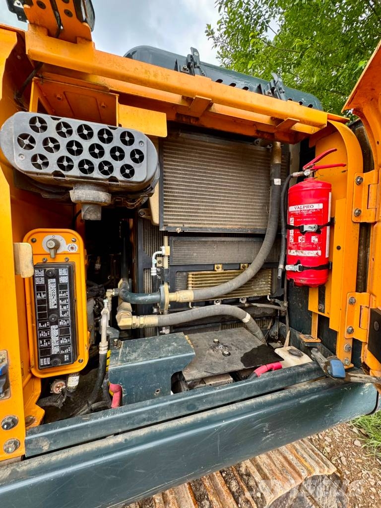 Hyundai HX140L Gravemaskiner på larvebånd