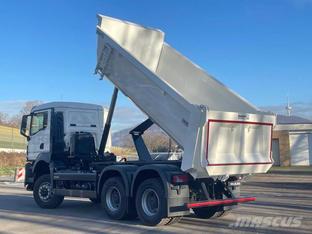 MAN TGS 33.440 MAN TGS 33.440 6x6 /Euro6e Mulden-Kippe Bañeras basculantes usadas