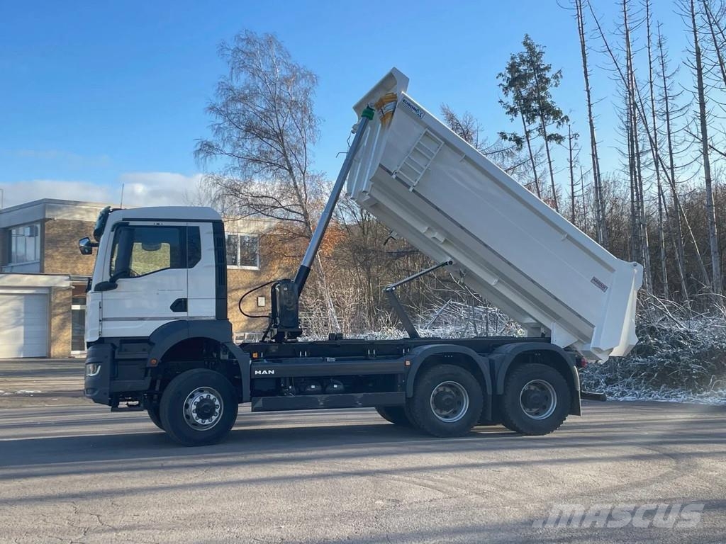MAN TGS 33.440 MAN TGS 33.440 6x6 /Euro6e Mulden-Kippe Bañeras basculantes usadas