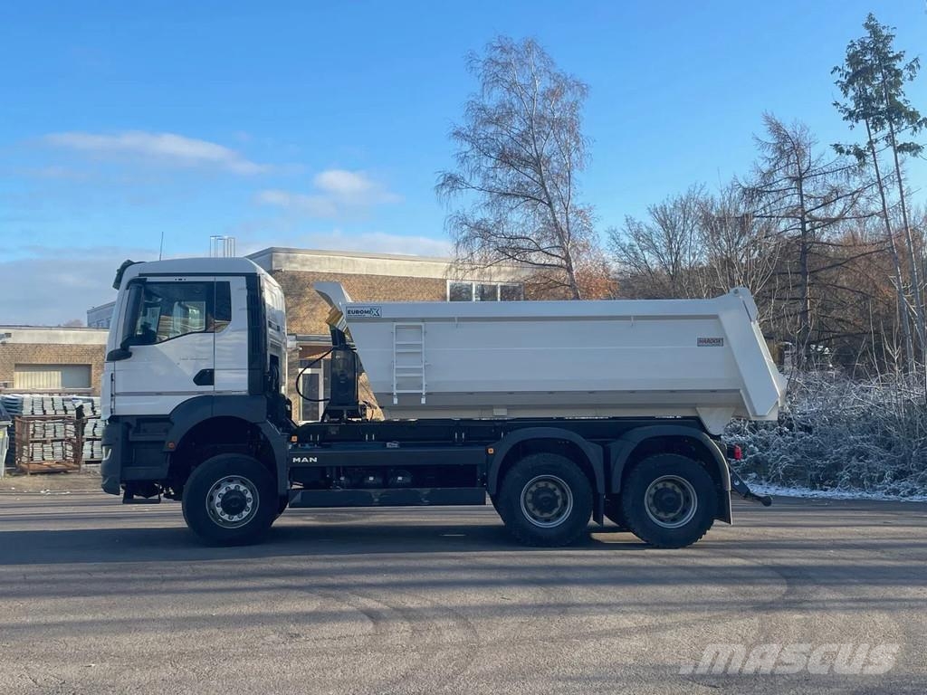 MAN TGS 33.440 MAN TGS 33.440 6x6 /Euro6e Mulden-Kippe Bañeras basculantes usadas