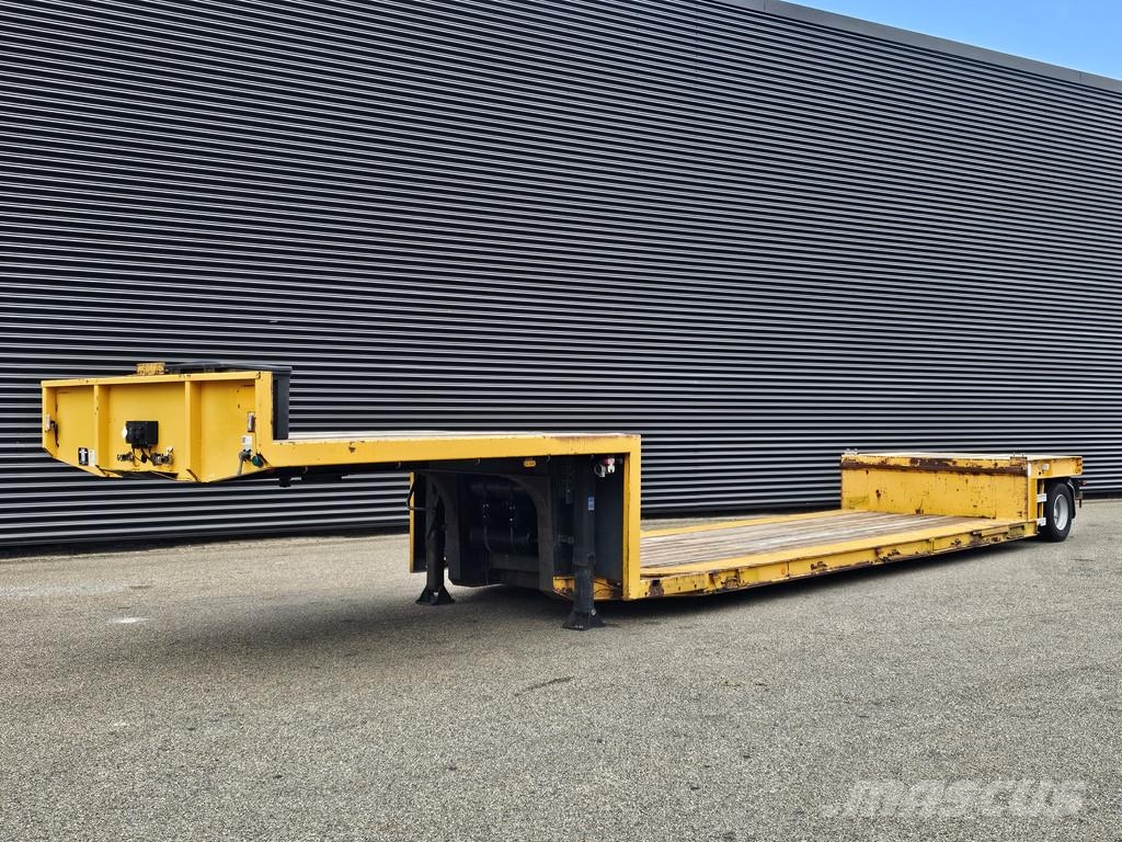 EKW KUIP / LOWBED / STEERING AXLE / TIEFBETT نصف مقطورة مسطحة منخفضة