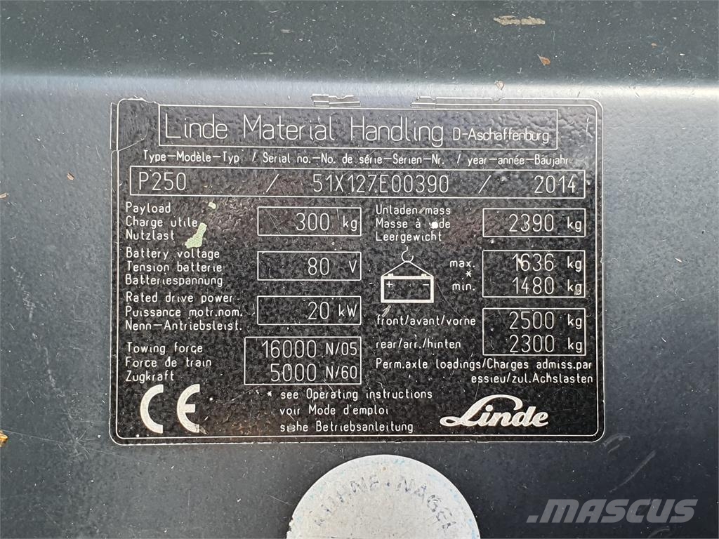Linde P250 شاحنة قاطرة