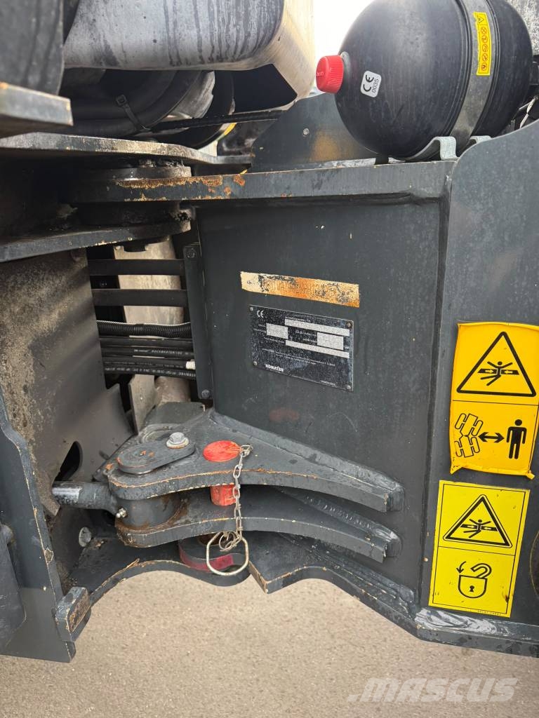 Komatsu WA 100 M-8E0 //BJ. 2022 / 1578H/ZSA/3.rd Line/TOP Radlader