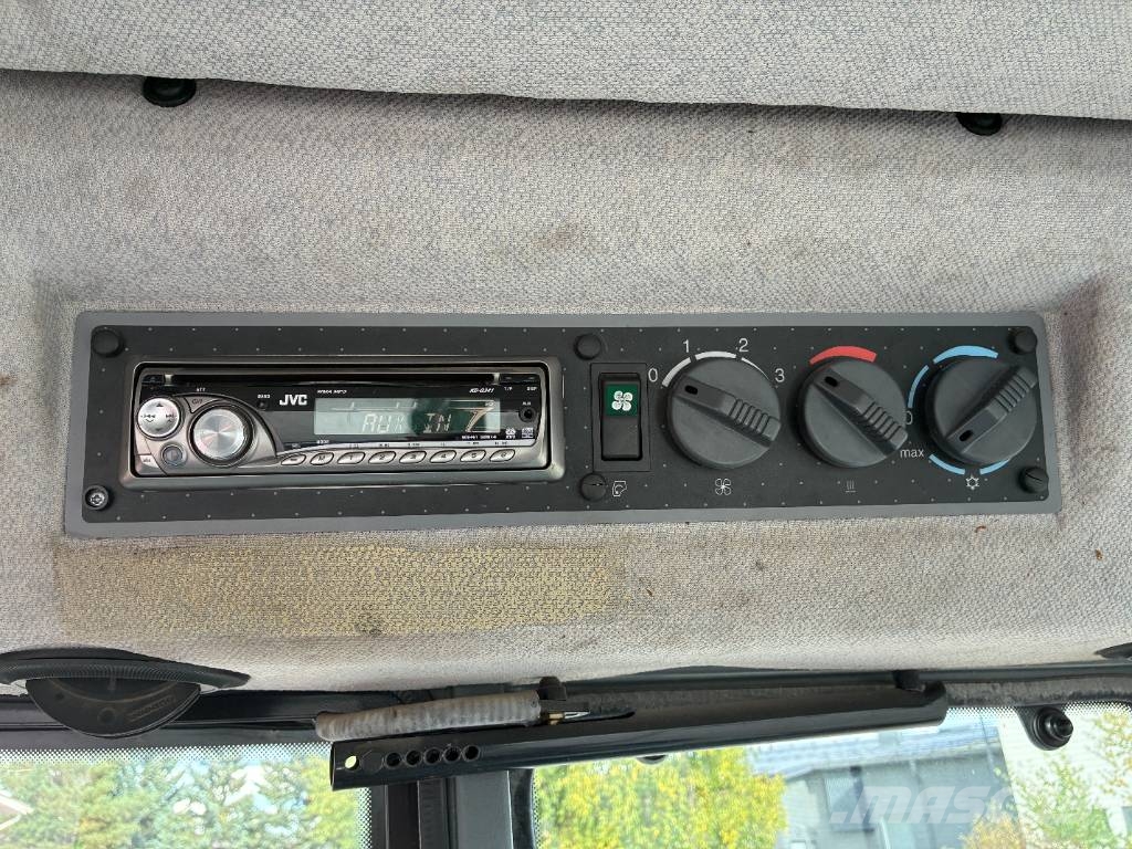 Valtra 8450 Hitec 1. MYYTY Traktörler