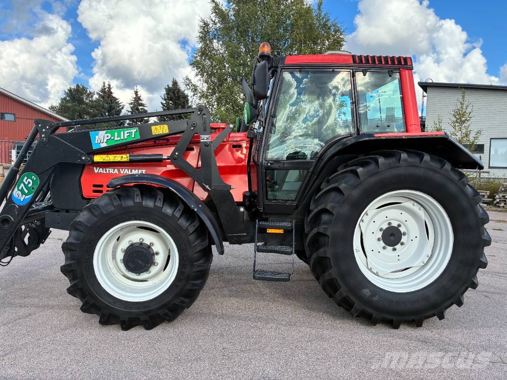 Valtra 8450 Hitec 1. MYYTY Traktörler