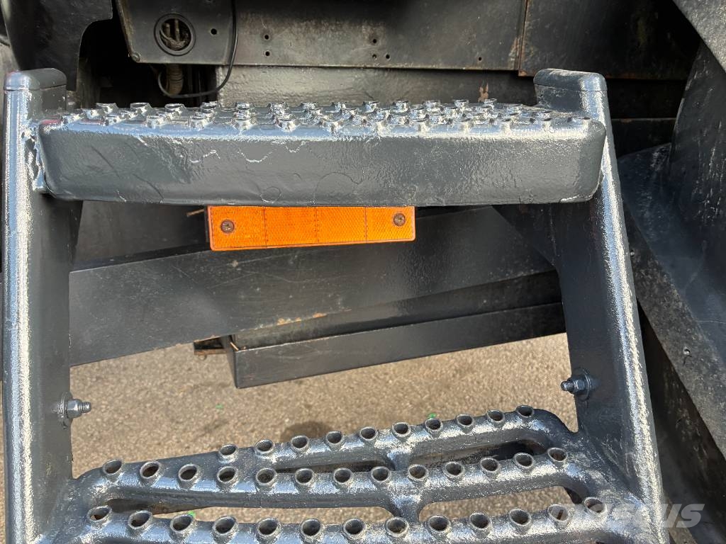 Valtra 8450 Hitec 1. MYYTY Traktörler