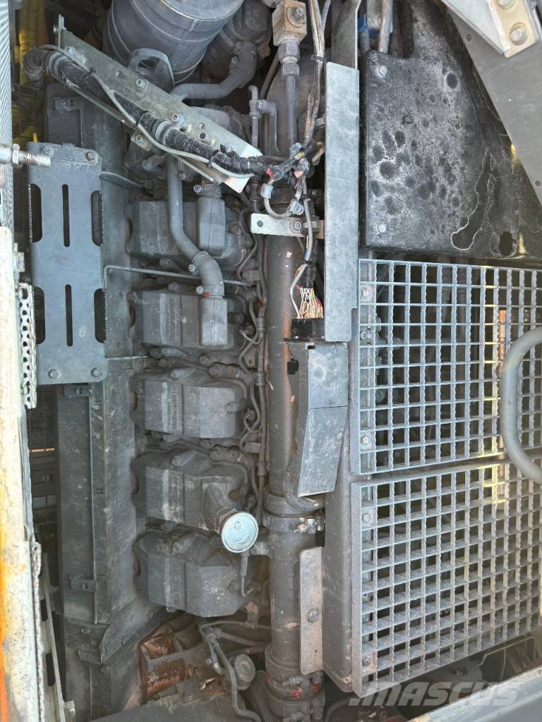 Liebherr R 9150 B 履带挖掘机