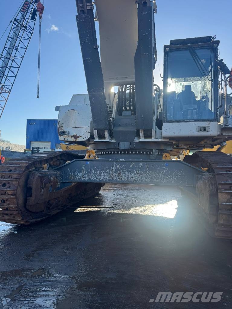 Liebherr R 9150 B 履带挖掘机