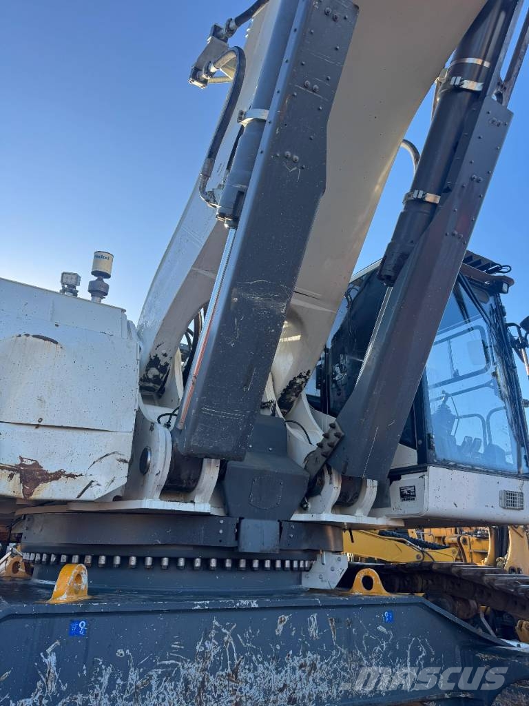 Liebherr R 9150 B 履带挖掘机