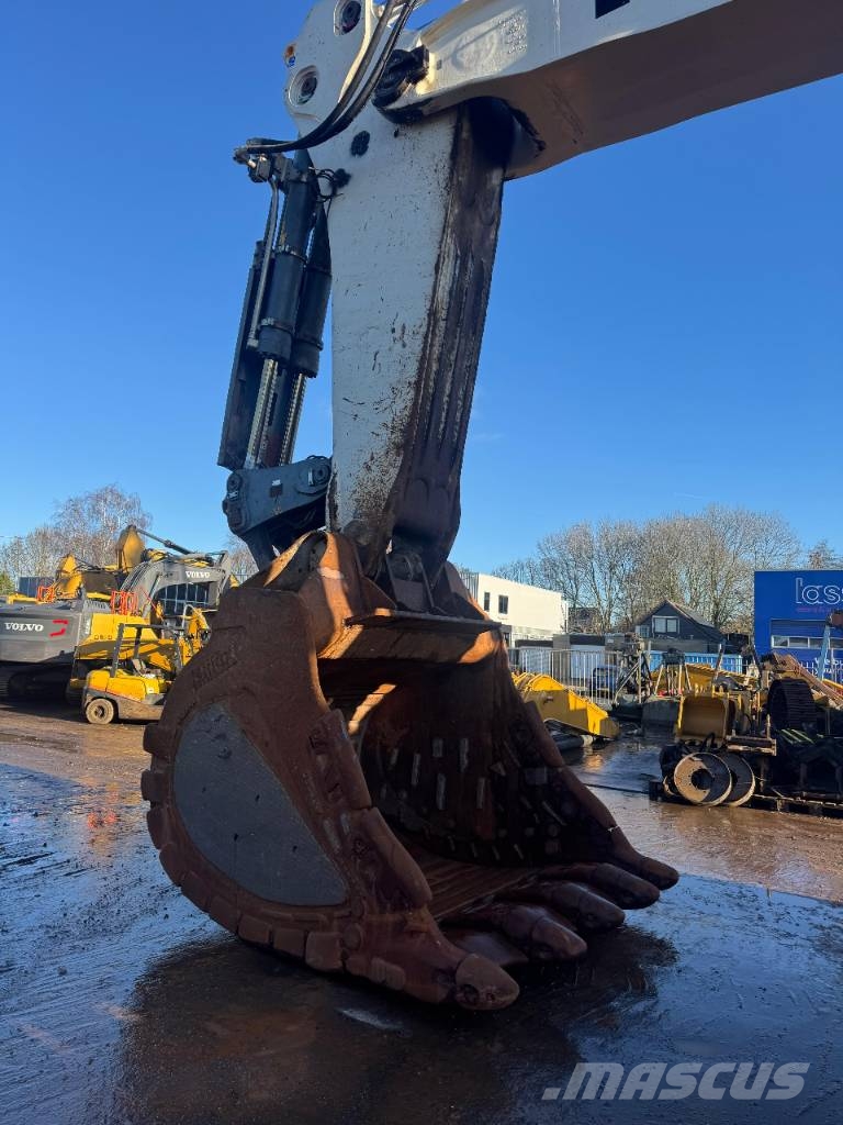 Liebherr R 9150 B 履带挖掘机