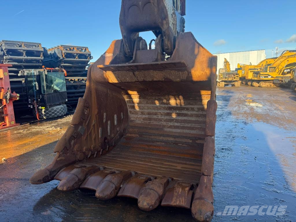 Liebherr R 9150 B 履带挖掘机