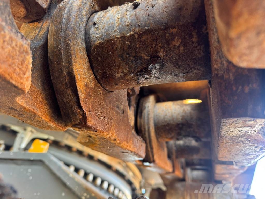 Liebherr R 9150 B 履带挖掘机