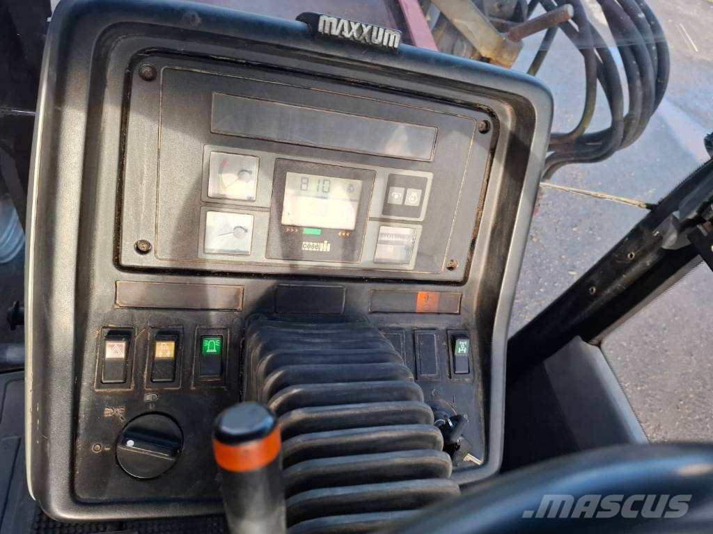 Case IH 5130 Τρακτέρ