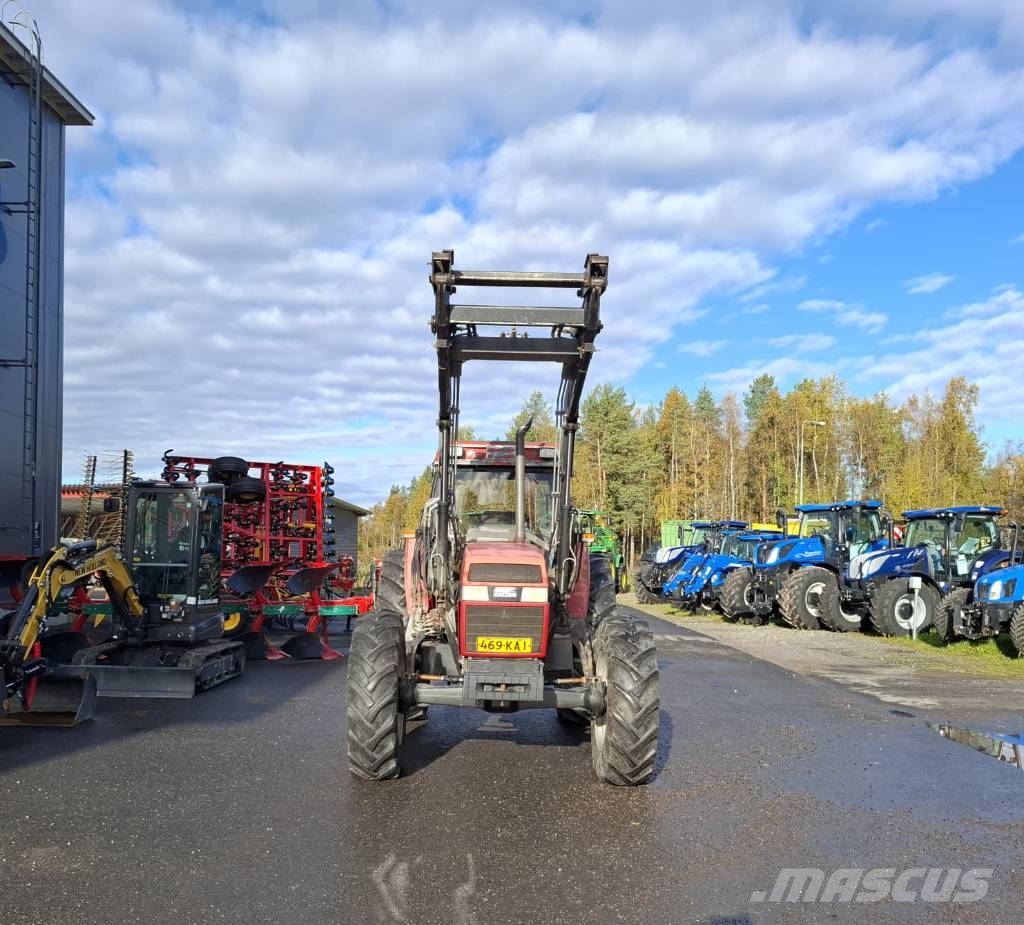 Case IH 5130 Τρακτέρ