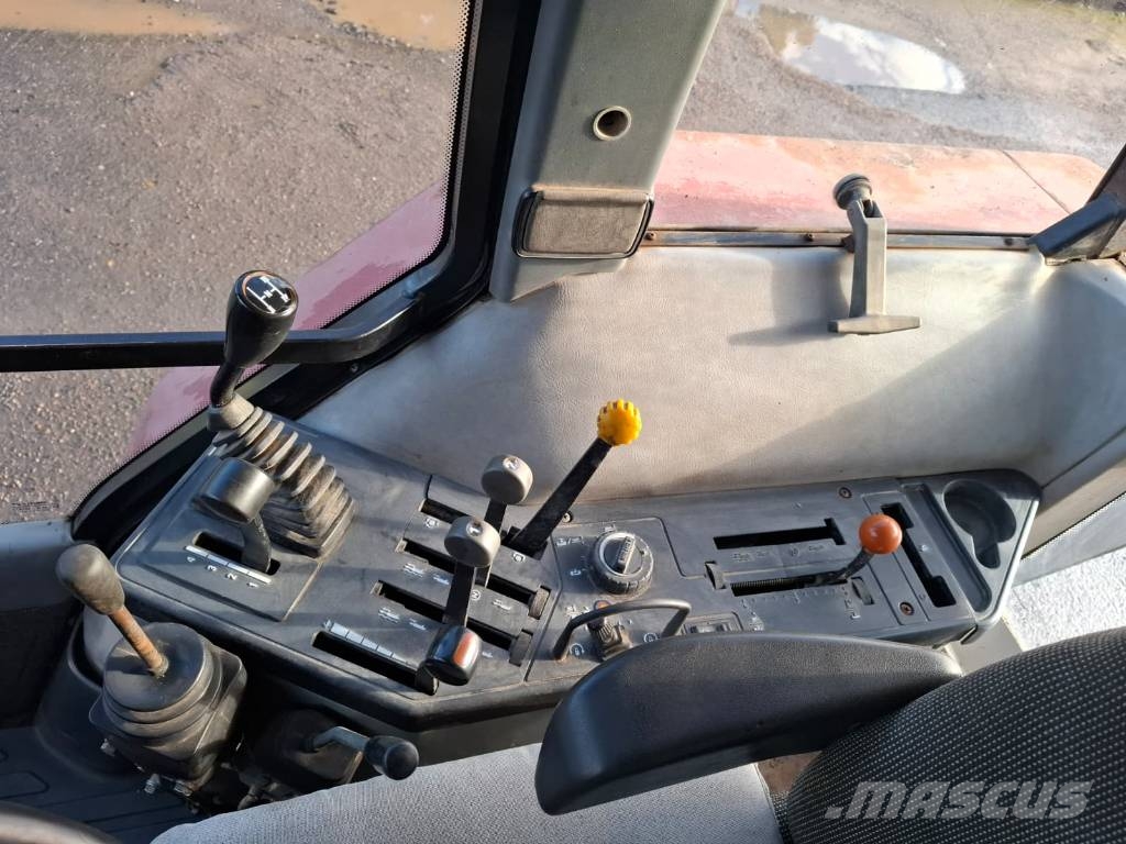 Case IH 5130 Τρακτέρ