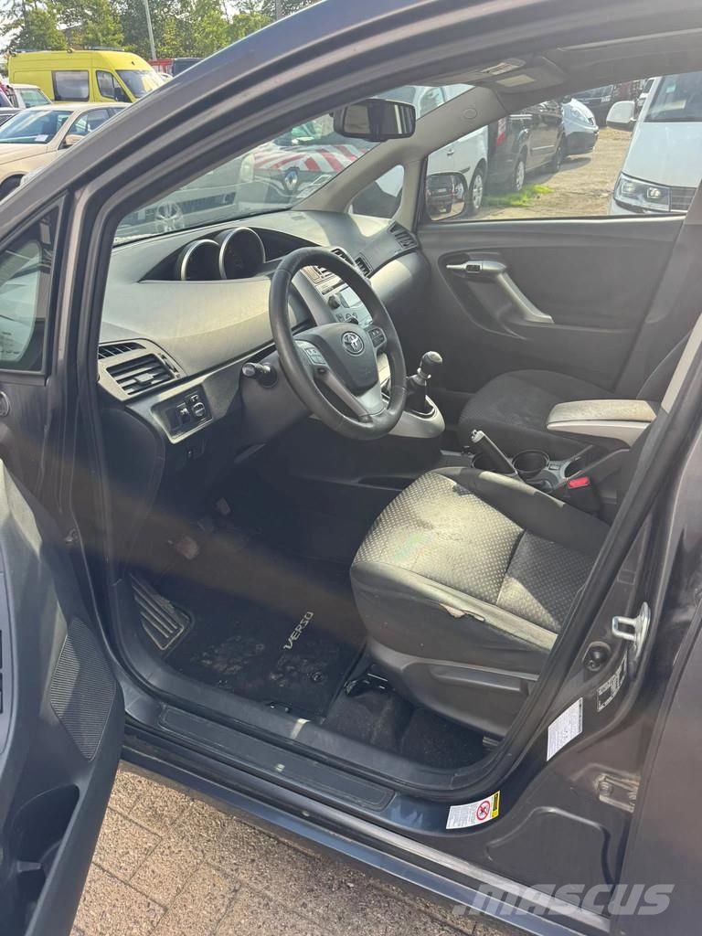 Toyota Corolla Verso **AIRCO-DIESEL-FRENCH ORIGINE** Personbiler