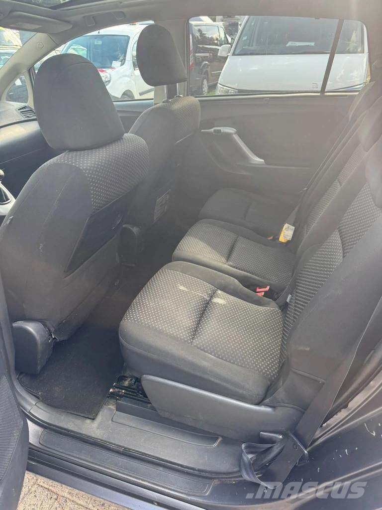 Toyota Corolla Verso **AIRCO-DIESEL-FRENCH ORIGINE** Personbiler