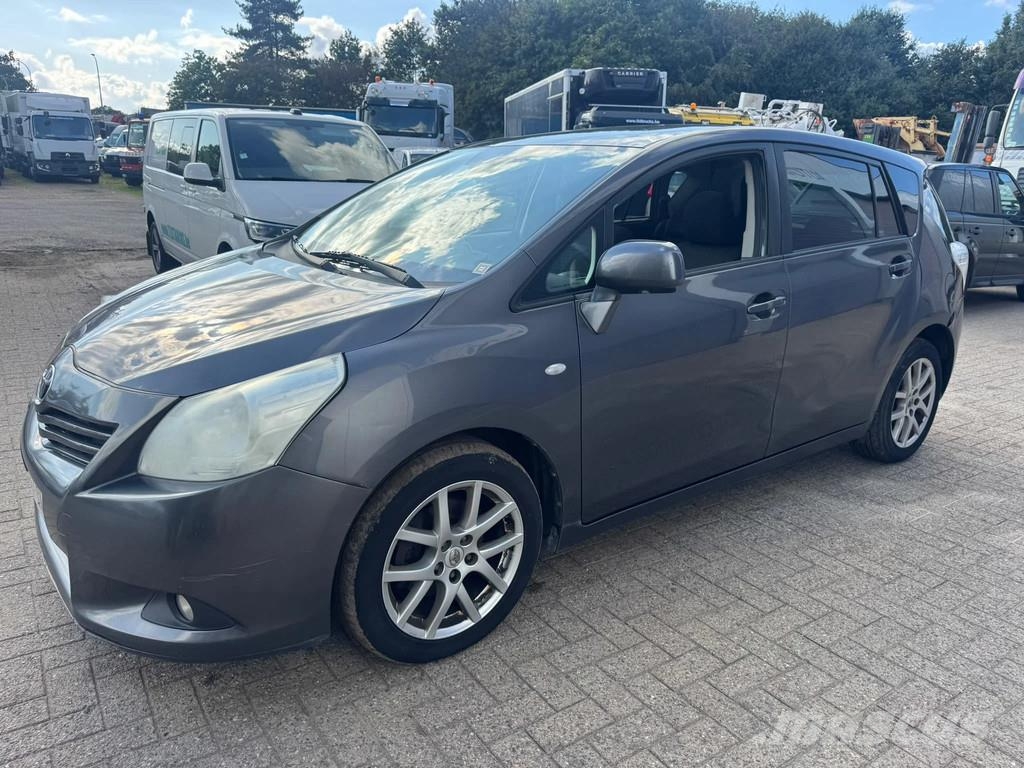 Toyota Corolla Verso **AIRCO-DIESEL-FRENCH ORIGINE** Personbiler
