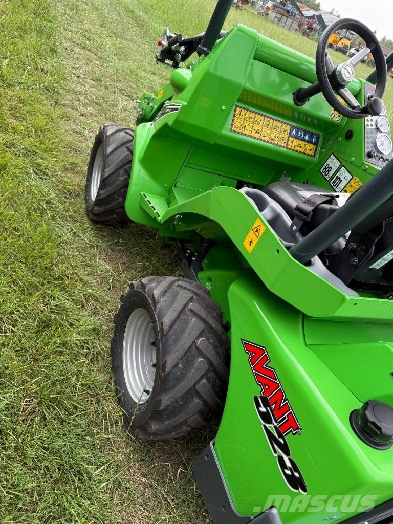 Avant 523 Mini loaders