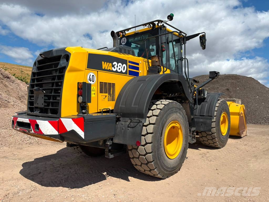 Komatsu WA380--8E0 Rataslaadurid