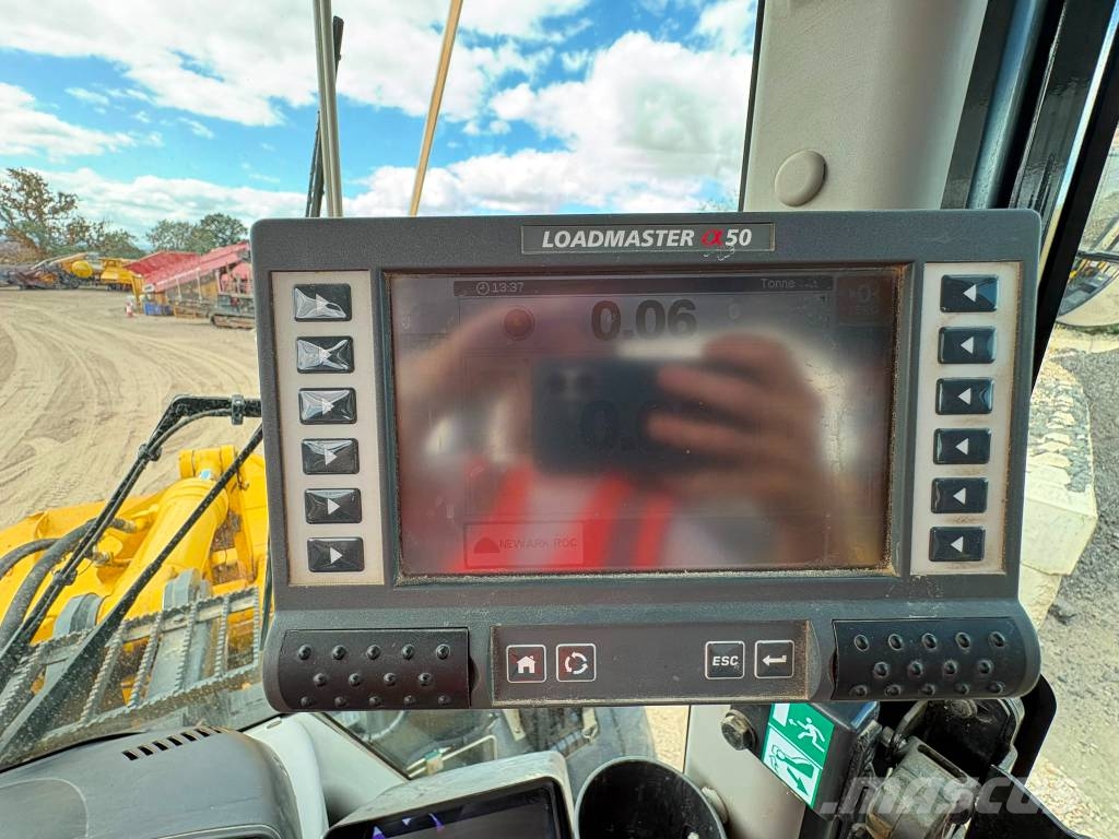 Komatsu WA380--8E0 Rataslaadurid