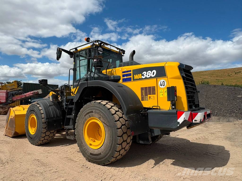 Komatsu WA380--8E0 Rataslaadurid