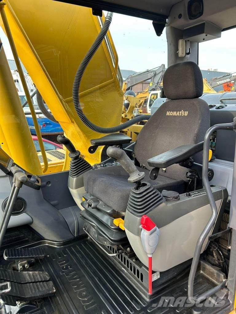 Komatsu PC 240 LC-8 Верижен екскаватор