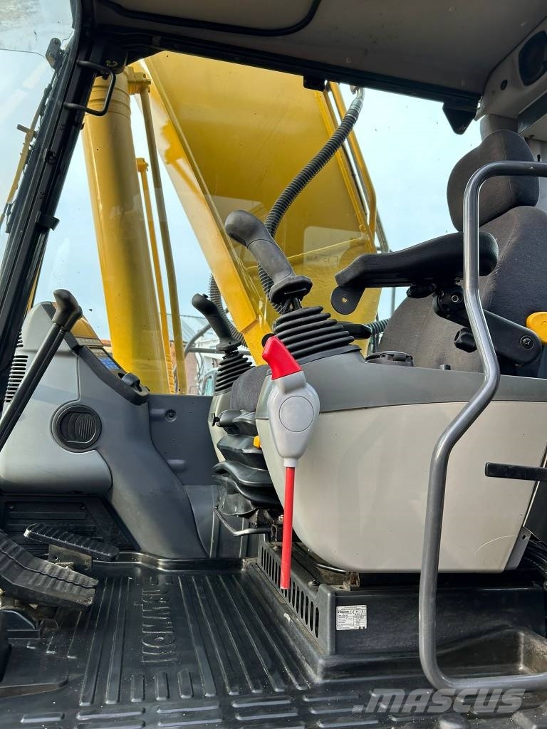 Komatsu PC 240 LC-8 Верижен екскаватор