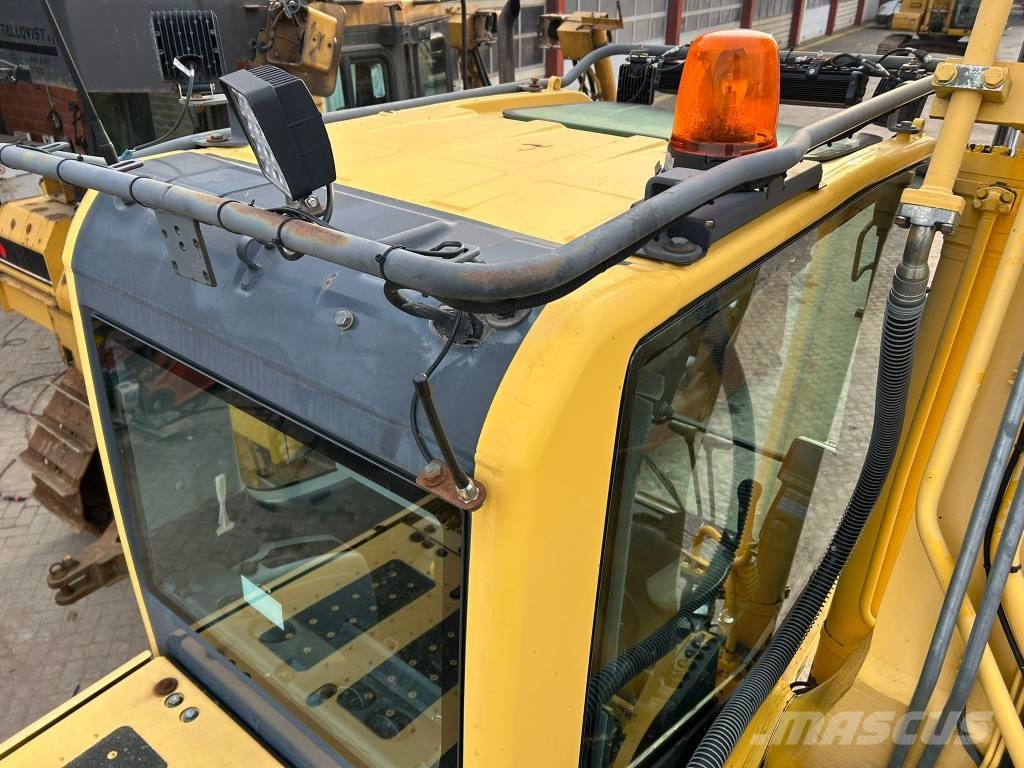 Komatsu PC 240 LC-8 Верижен екскаватор