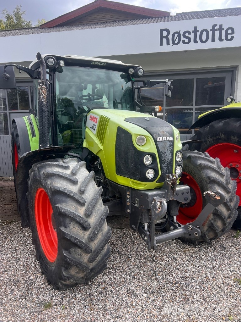 CLAAS Arion 420 CIS الجرارات