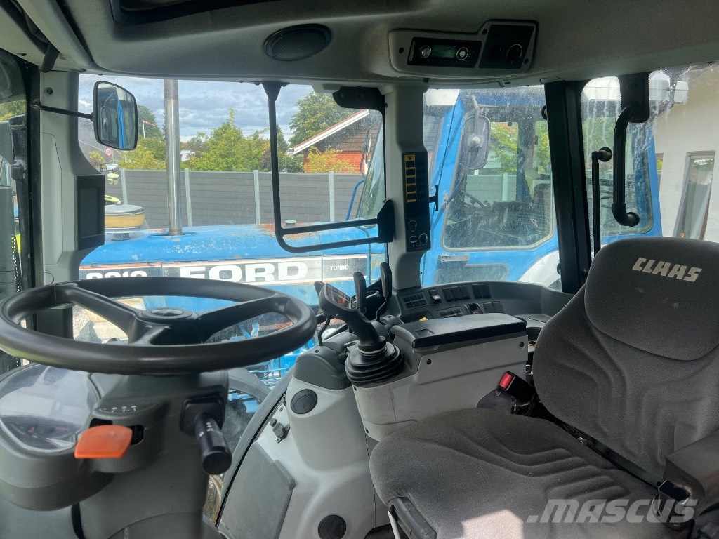CLAAS Arion 420 CIS الجرارات
