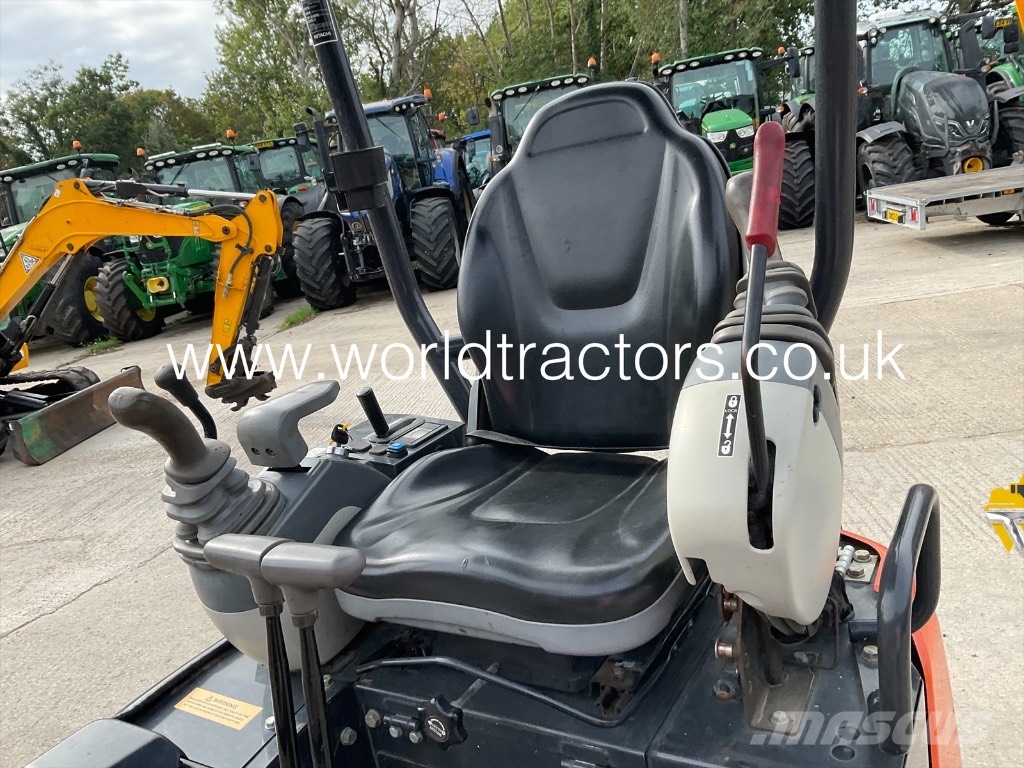 Hitachi Zaxis 19 U حفارات صغيرة أقل من 7 طن (حفارات صغيرة)