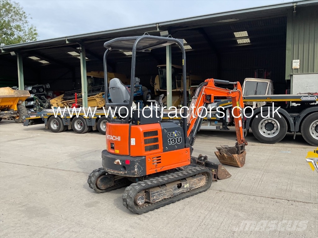 Hitachi Zaxis 19 U حفارات صغيرة أقل من 7 طن (حفارات صغيرة)