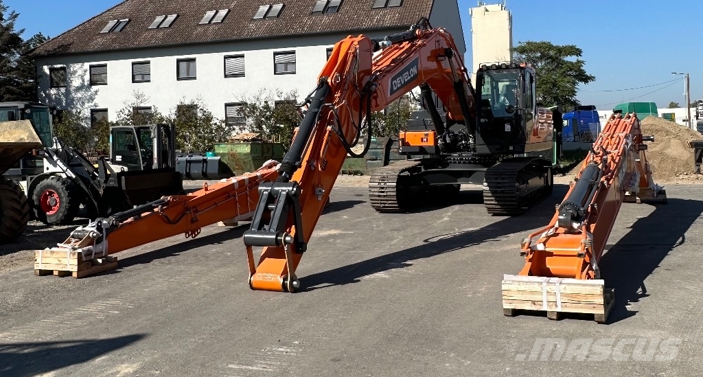 Develon DX300LC-7 Long Reach Crawler excavators