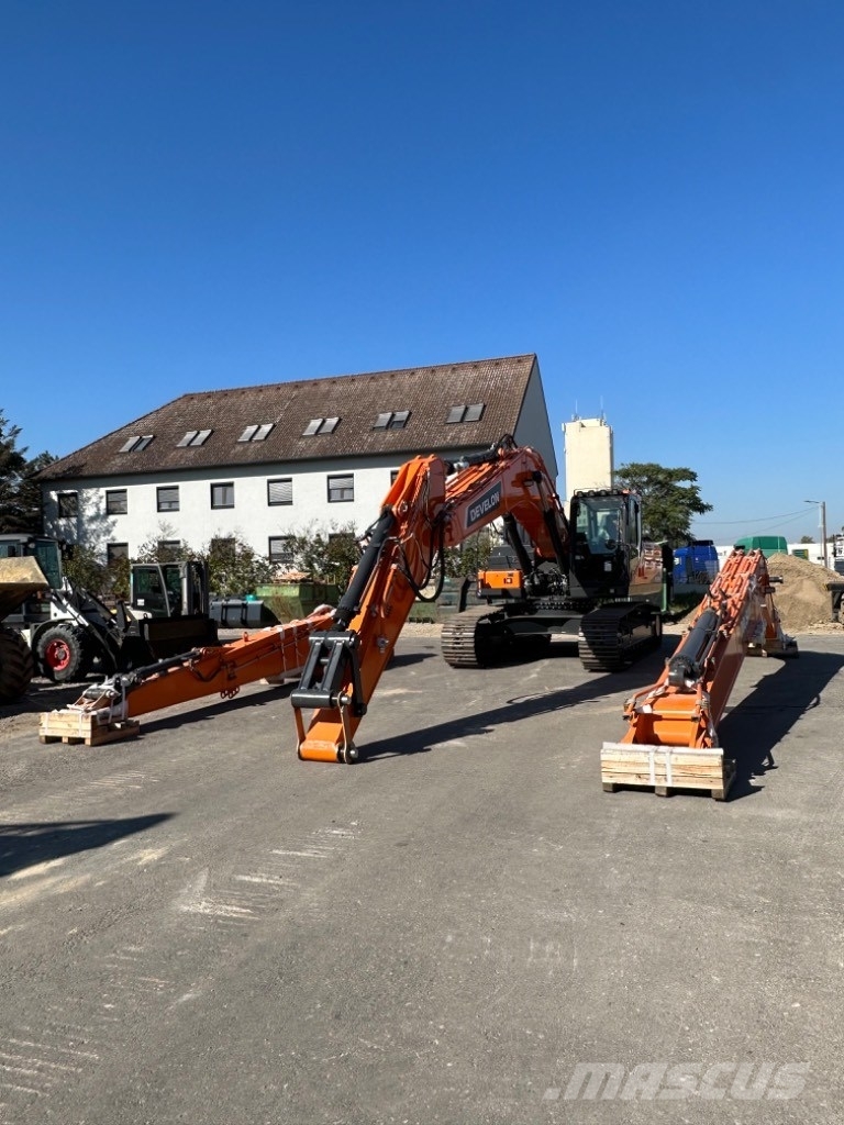 Develon DX300LC-7 Long Reach Crawler excavators