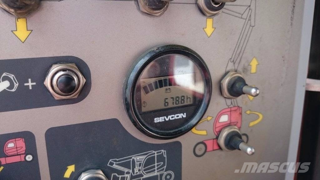 Manitou 150AETJC رافعات سلة مفصلية