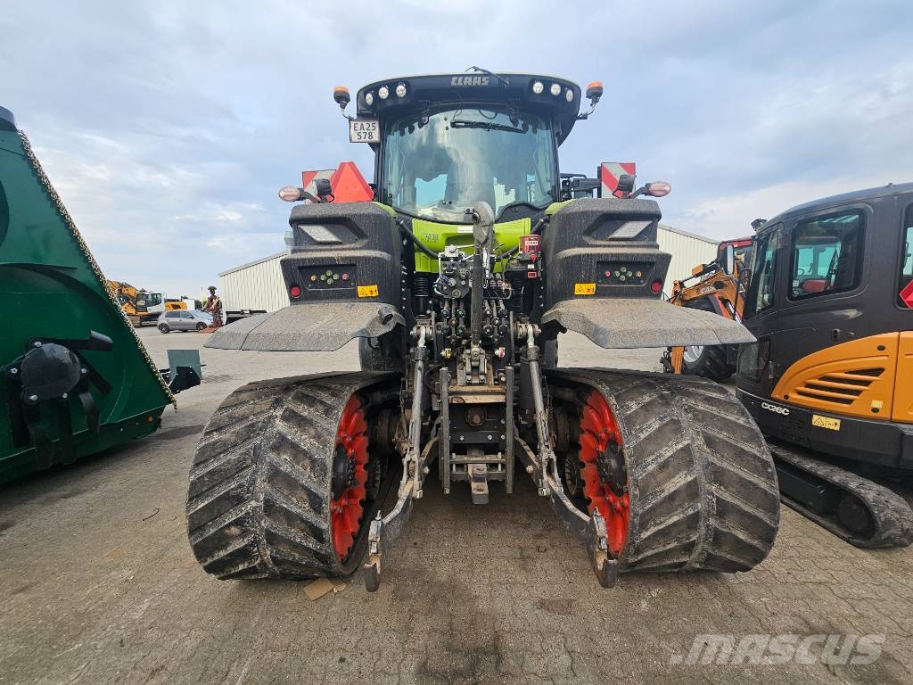 CLAAS AXION 960 TT Traktoren