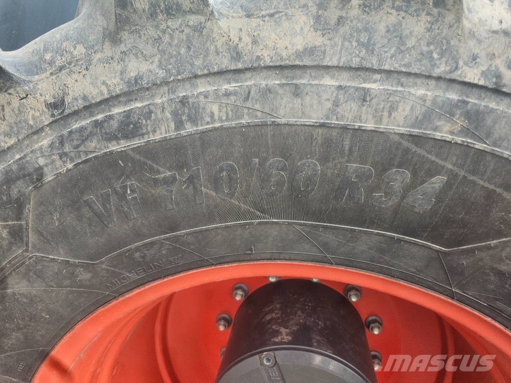 CLAAS AXION 960 TT Traktoren