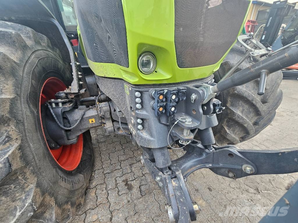CLAAS AXION 960 TT Traktoren