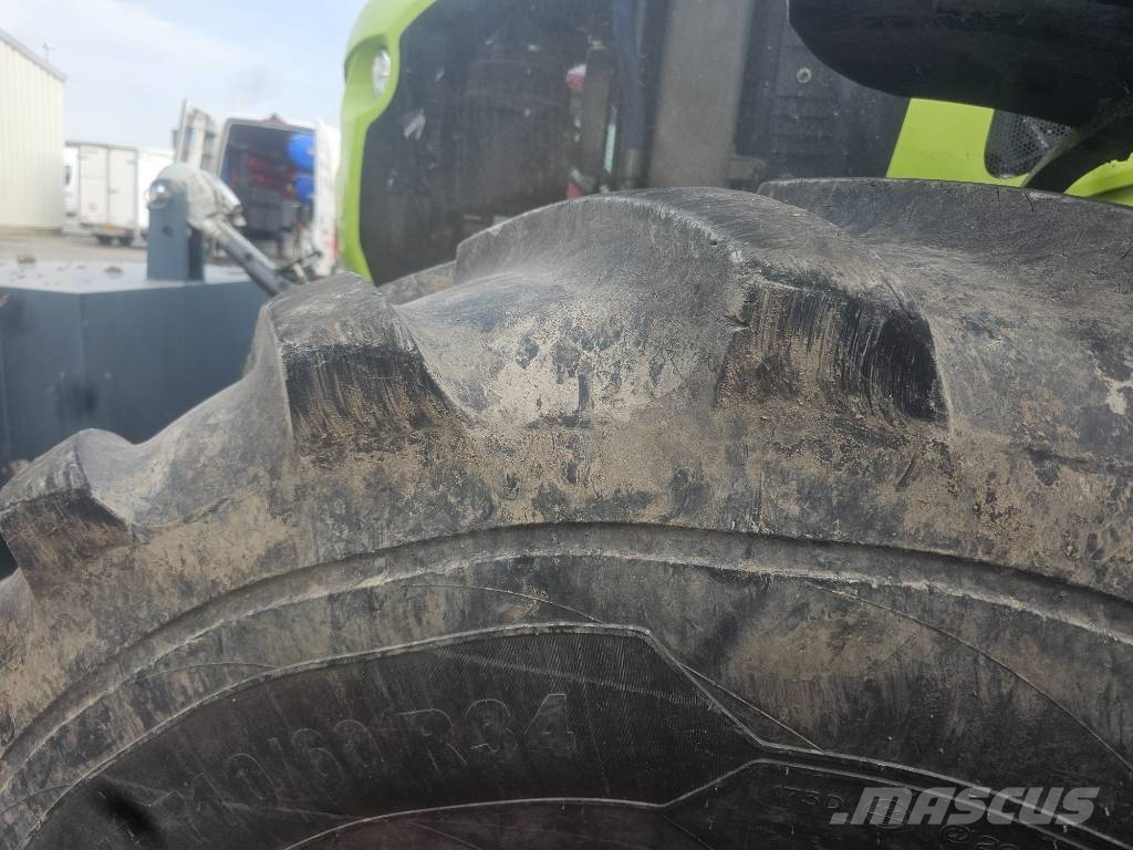 CLAAS AXION 960 TT Traktoren